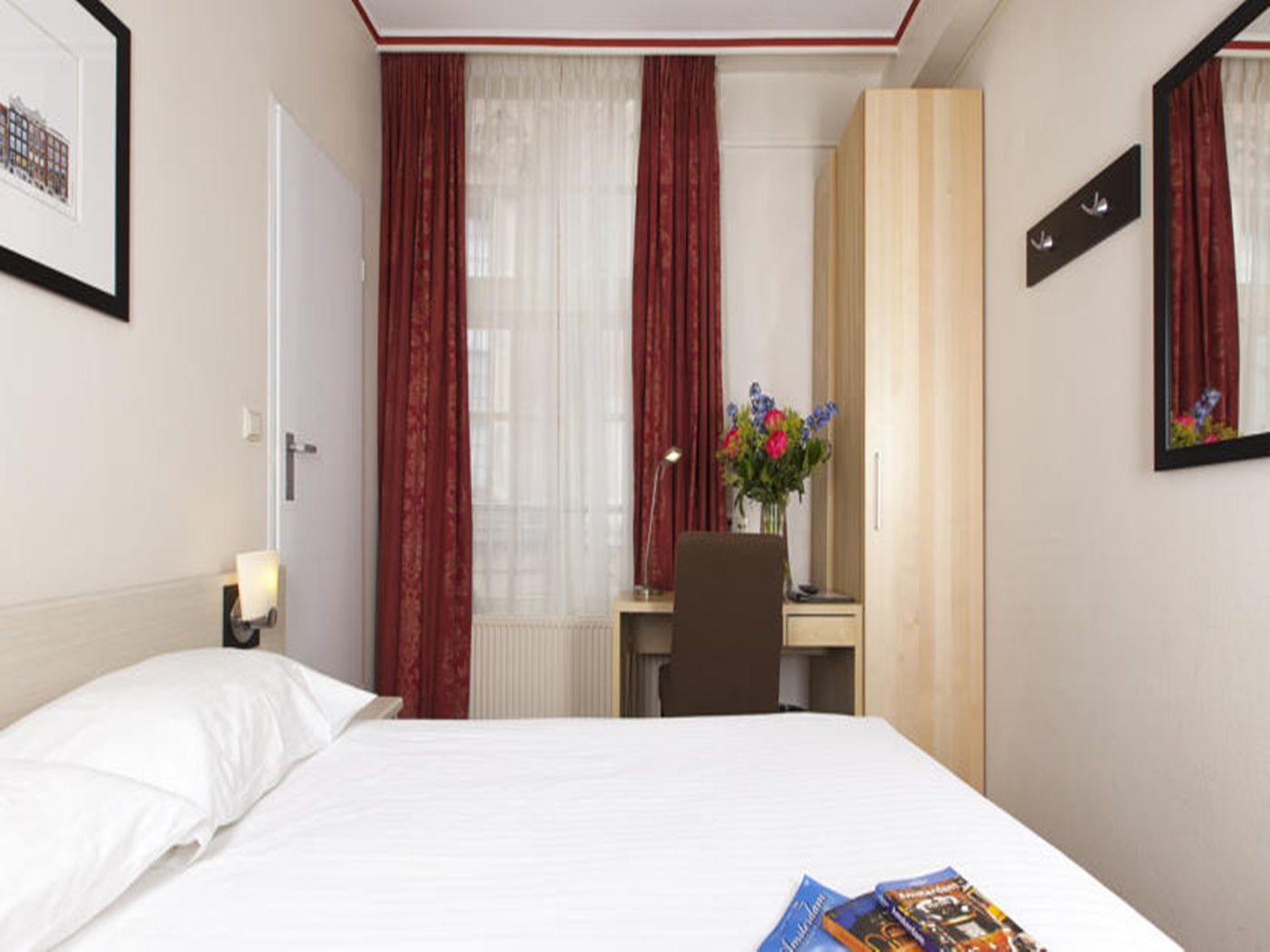 Singel Hotel Амстердам Стая снимка
