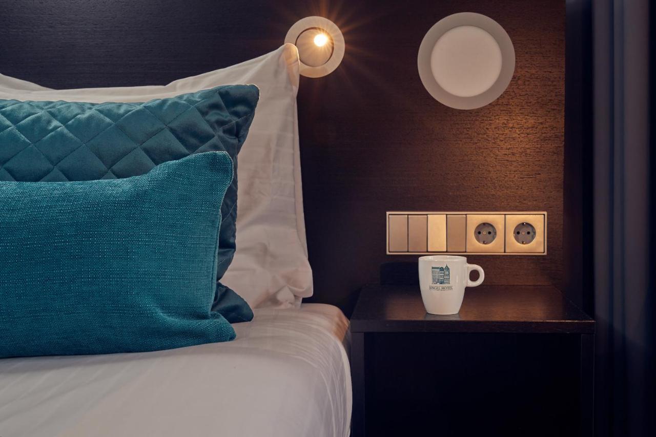 Singel Hotel Амстердам Екстериор снимка