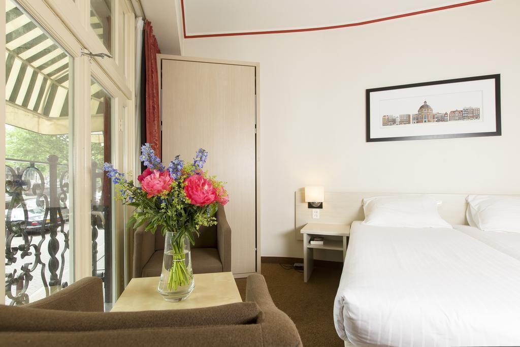 Singel Hotel Амстердам Екстериор снимка